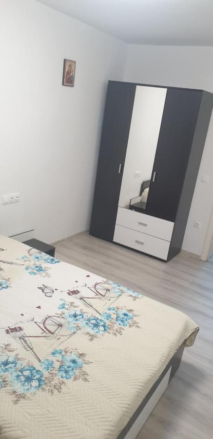 Апартаменты Maya'S Apartament Брашов Экстерьер фото